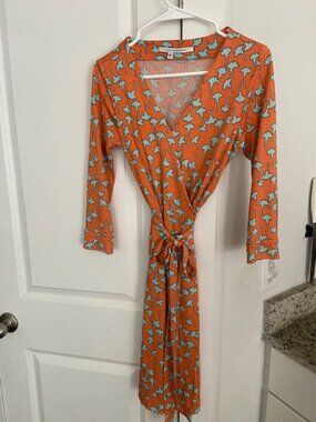DVF Diane Von Furstenberg 1974 New Julian Two Orange Leaf Silk Wrap Dress Size 4